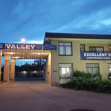 Big Valley Lakeside Paradise Motor Inn Shepparton Exteriér fotografie