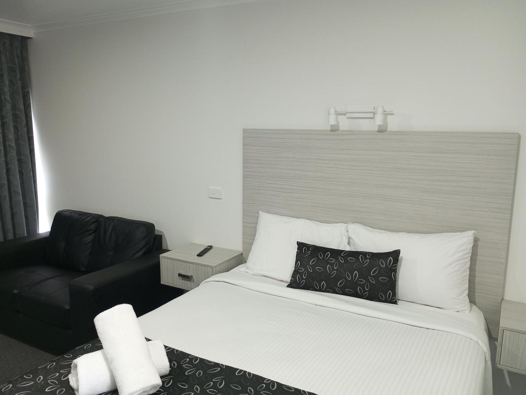 Big Valley Lakeside Paradise Motor Inn Shepparton Exteriér fotografie