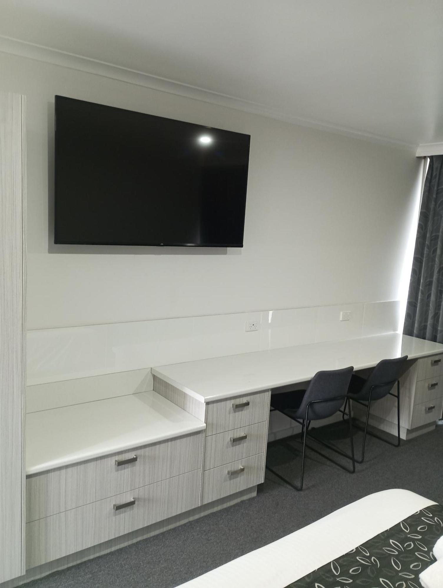 Big Valley Lakeside Paradise Motor Inn Shepparton Exteriér fotografie