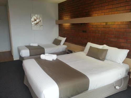 Big Valley Lakeside Paradise Motor Inn Shepparton Exteriér fotografie